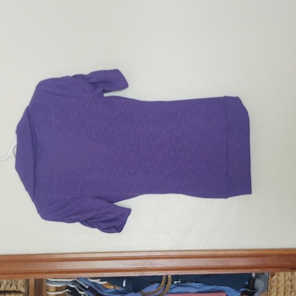 A. Byer Women's Purple V-Neck Blouse - Size Medium - Picture 6 of 7